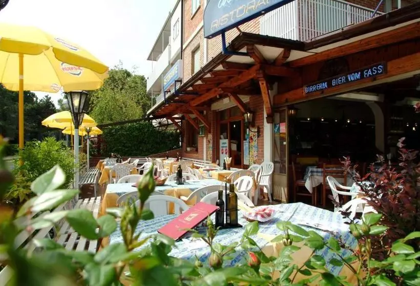 هتل Alla Pergola
