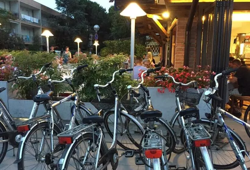 هتل Alla Pergola