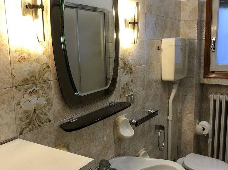 Отель B&b Accorsi