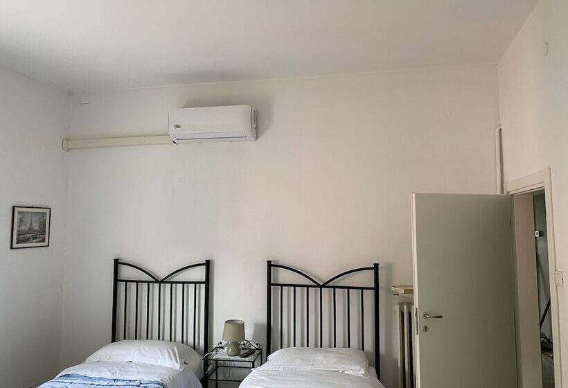 Отель B&b Accorsi