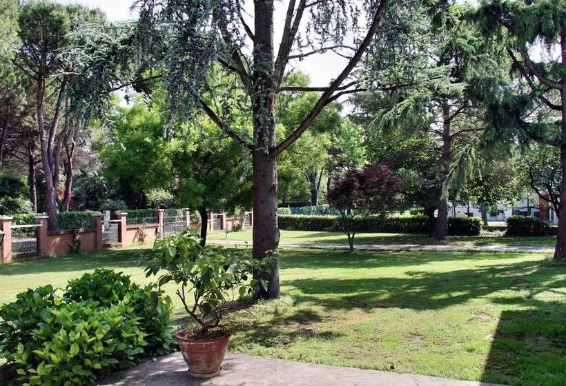 酒店 B&b Vanessa House