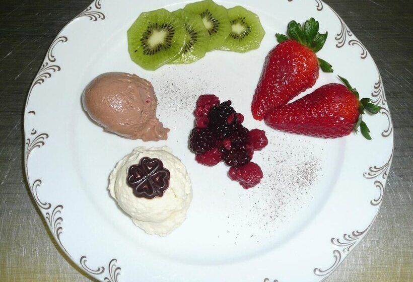 Hotel Cafe Pension Fernblick, Incl Meinecardplus