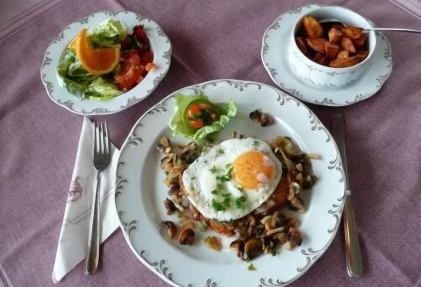 Hotel Cafe Pension Fernblick, Incl Meinecardplus