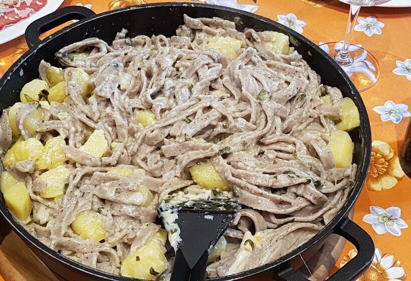 Отель La Lanterna