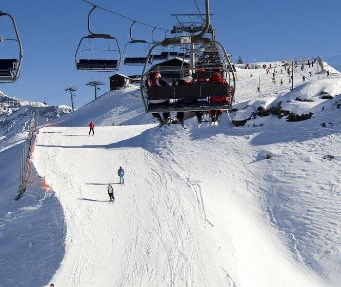 Отель La Lanterna