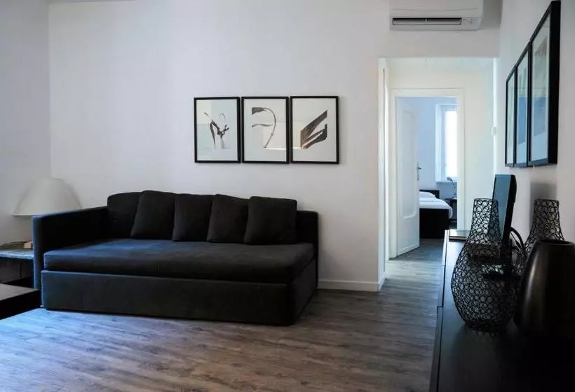 ホテル La Scalinata Apartments