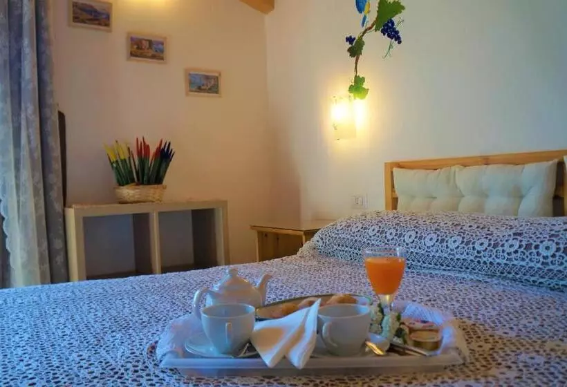 Hotelli L'arabesco B&b