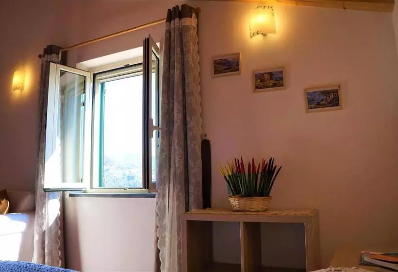 Hotelli L'arabesco B&b