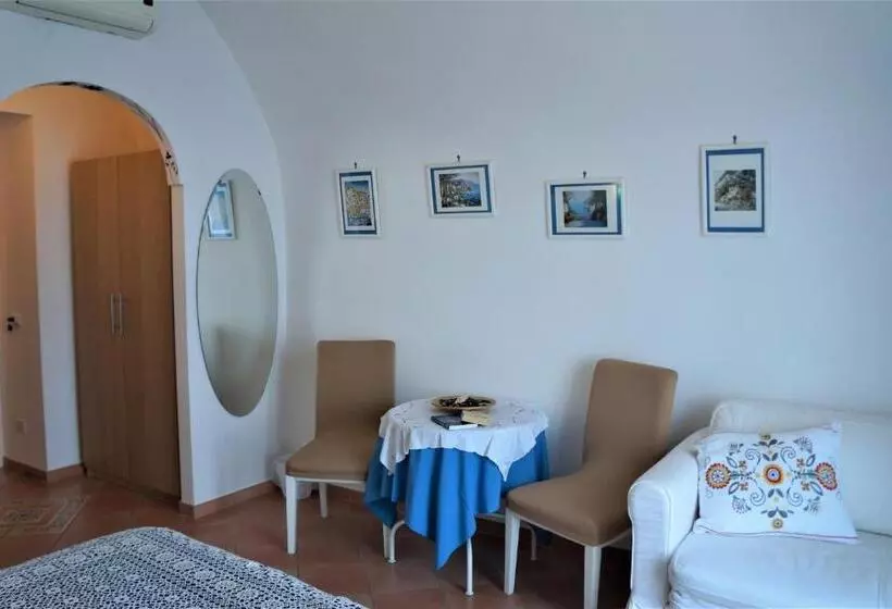 Hotelli L'arabesco B&b