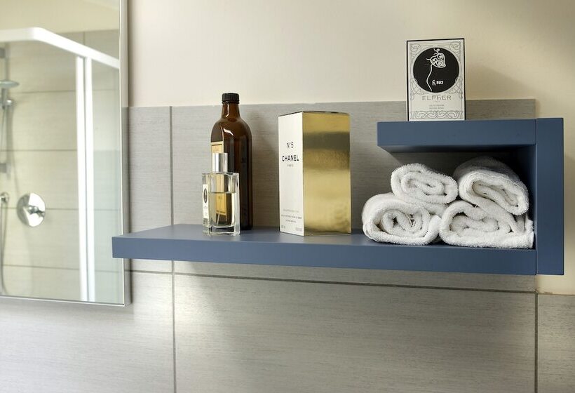 فندق Mariposa Apartments