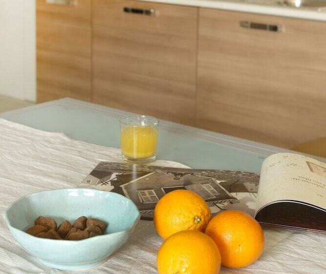 فندق Mariposa Apartments