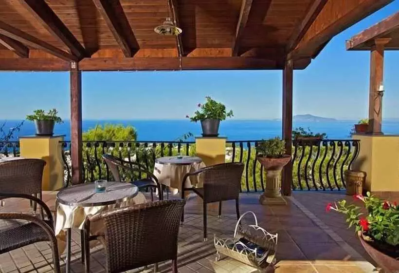 ホテル Monte Solaro Bed & Breakfast