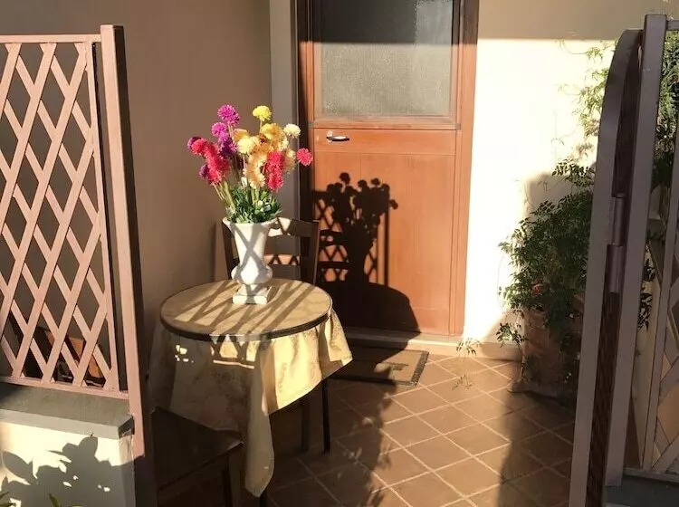 ホテル Monte Solaro Bed & Breakfast