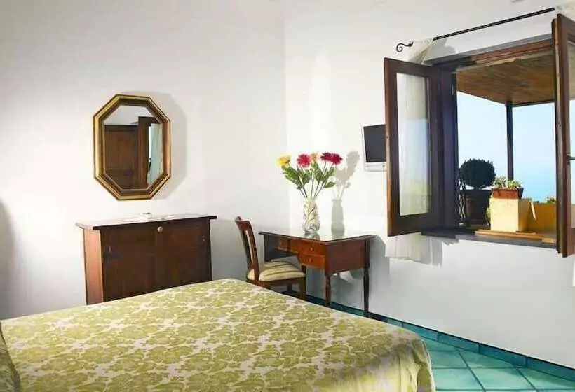 ホテル Monte Solaro Bed & Breakfast