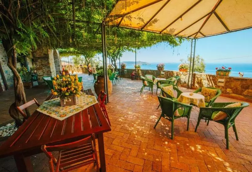 ホテル Residenza Golfo Degli Ulivi