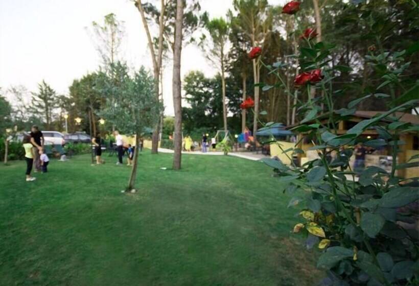 فندق Rifugio Da Giulia