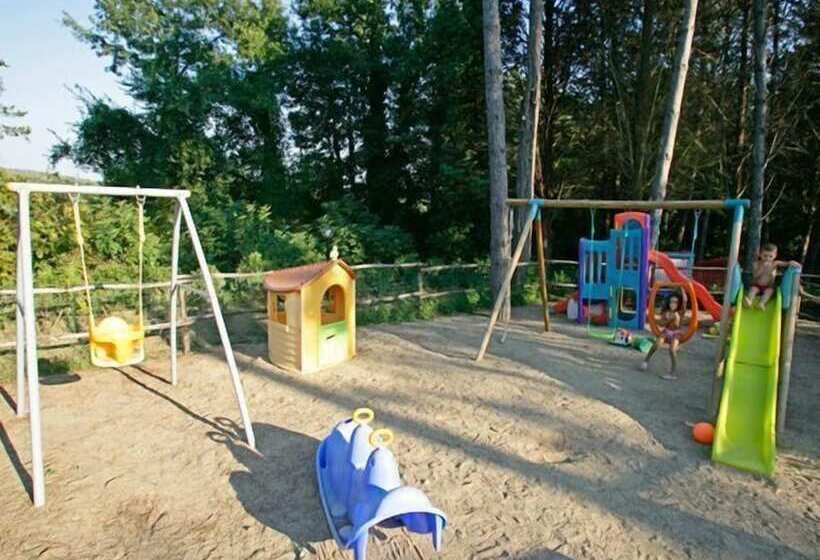 فندق Rifugio Da Giulia