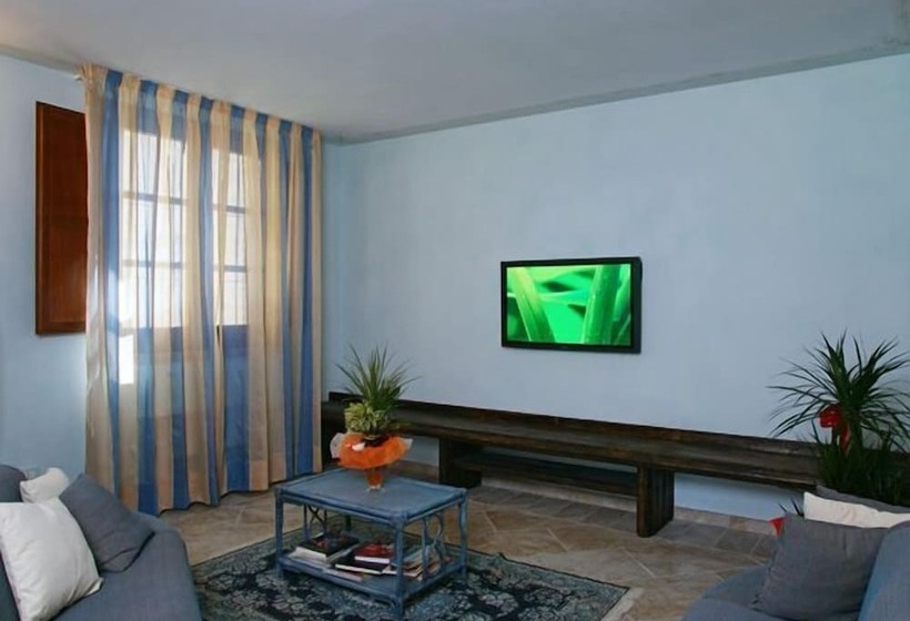 فندق Rifugio Da Giulia