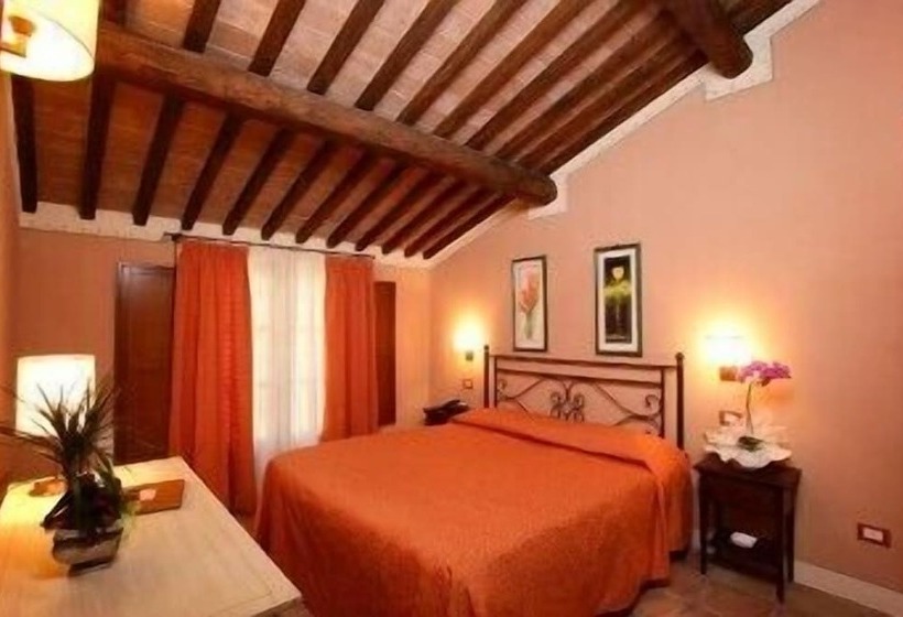 فندق Rifugio Da Giulia