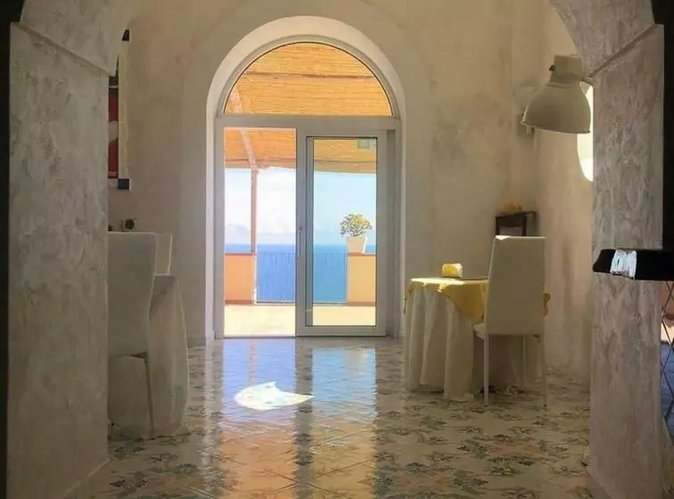 هتل Tenuta La Picola