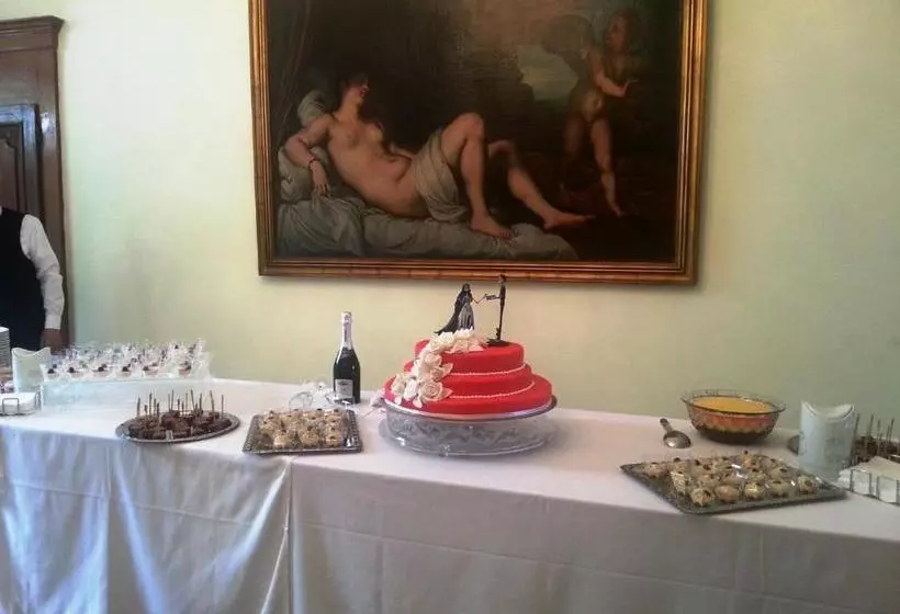 Hotelli Agriturismo Capriata Shore Club
