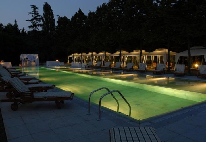 فندق Agriturismo Capriata Shore Club