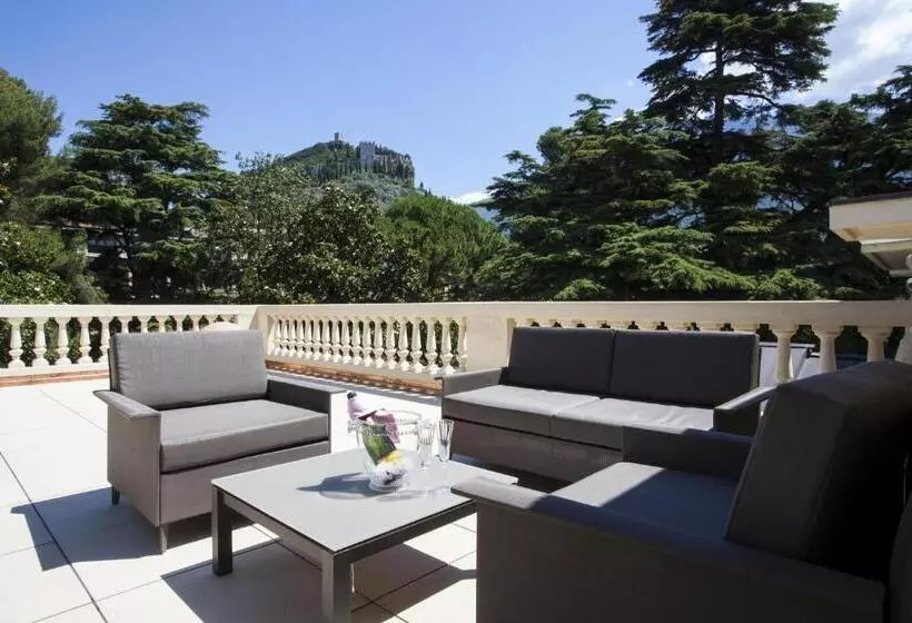 ホテル Villa Italia Luxury Suites And Apartments