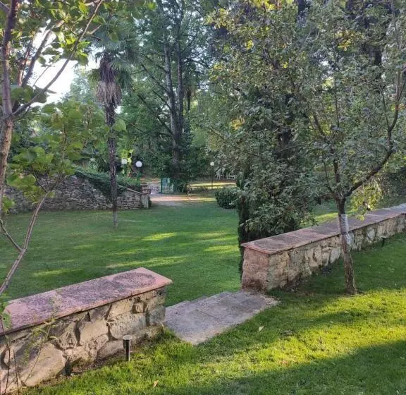 ホテル Villa La Nussa
