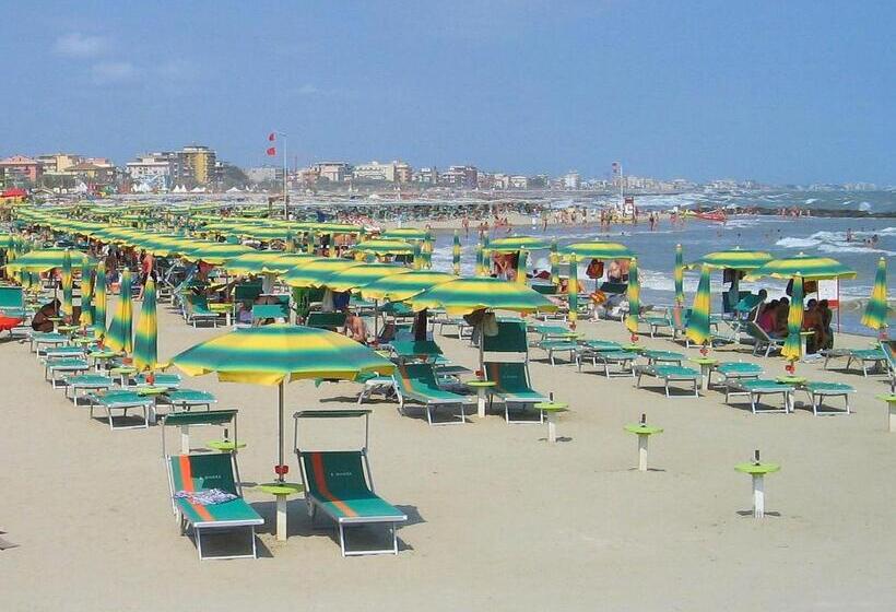 酒店 Villa Lauda B&b