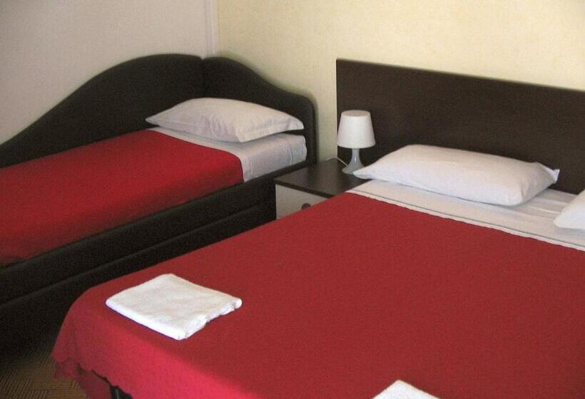 酒店 Villa Lauda B&b