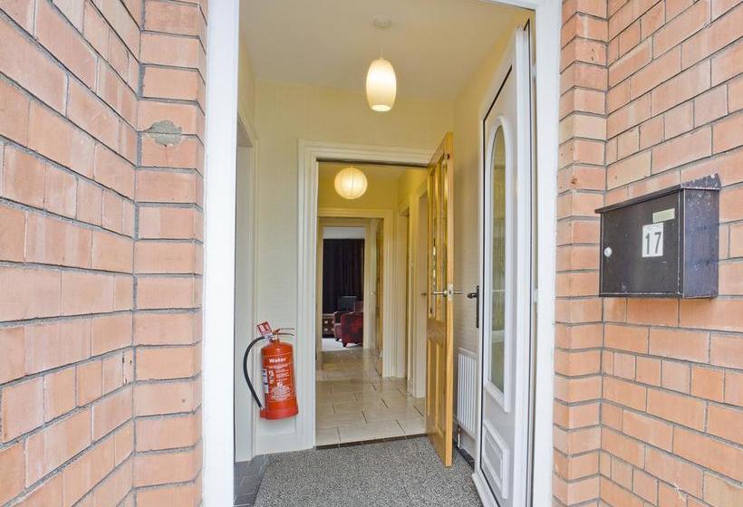 צימר Somerton House Rooms Only