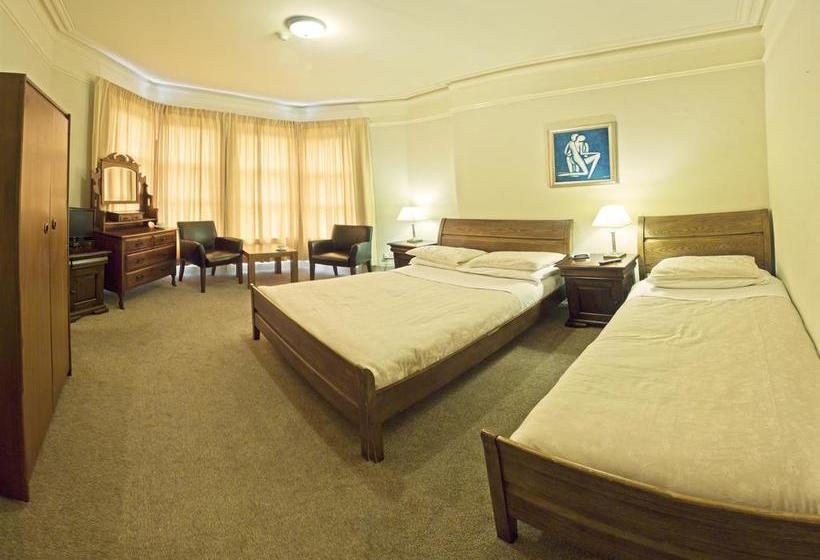 צימר Somerton House Rooms Only