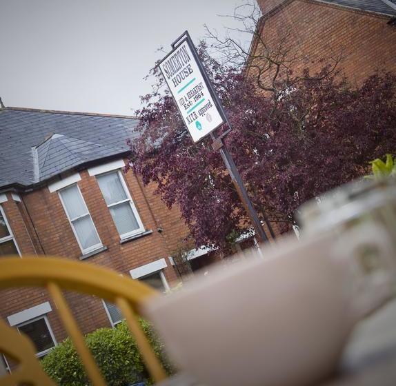 צימר Somerton House Rooms Only