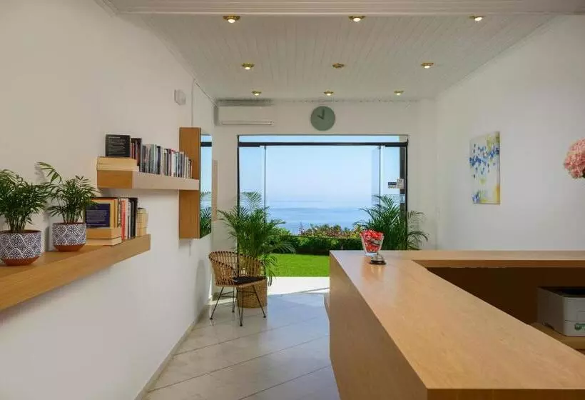 Hermes Sea View