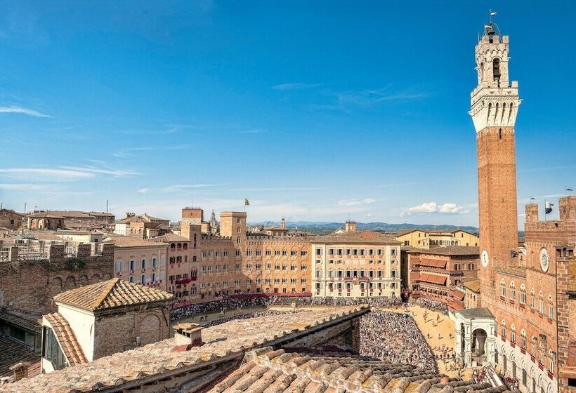 هتل Albergo Tre Donzelle