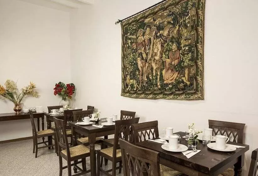 Hotel Albergo Tre Donzelle - Siena