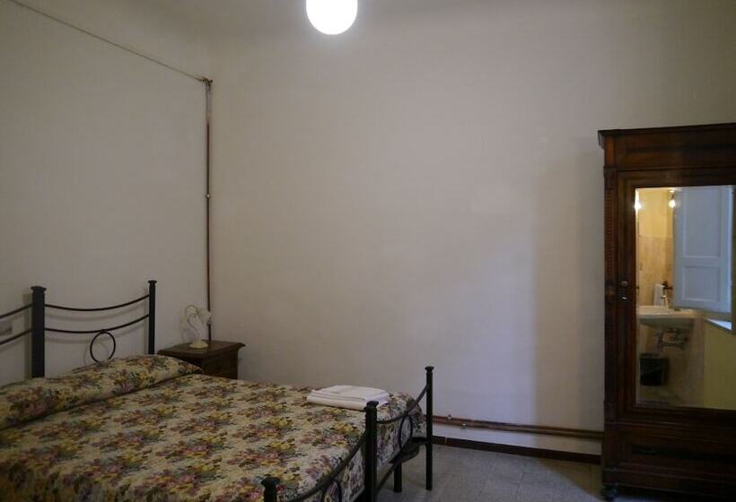هتل Albergo Tre Donzelle