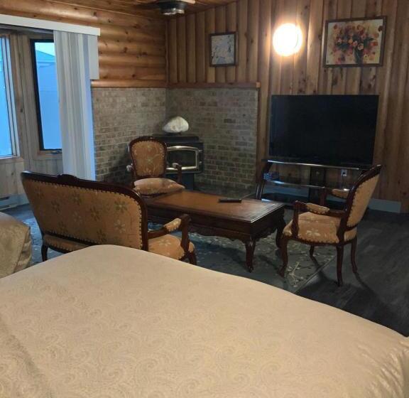 בית מלון כפרי Alpine Inn