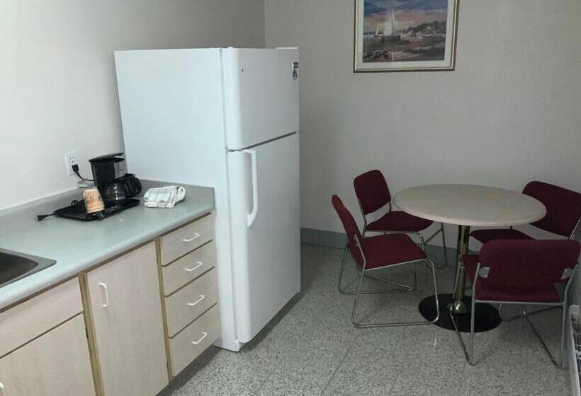 בית מלון כפרי Alpine Inn