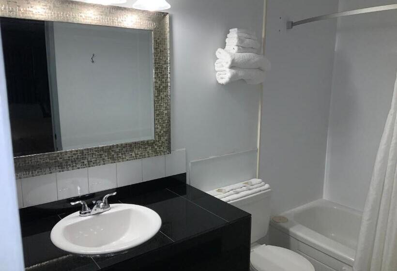 בית מלון כפרי Alpine Inn