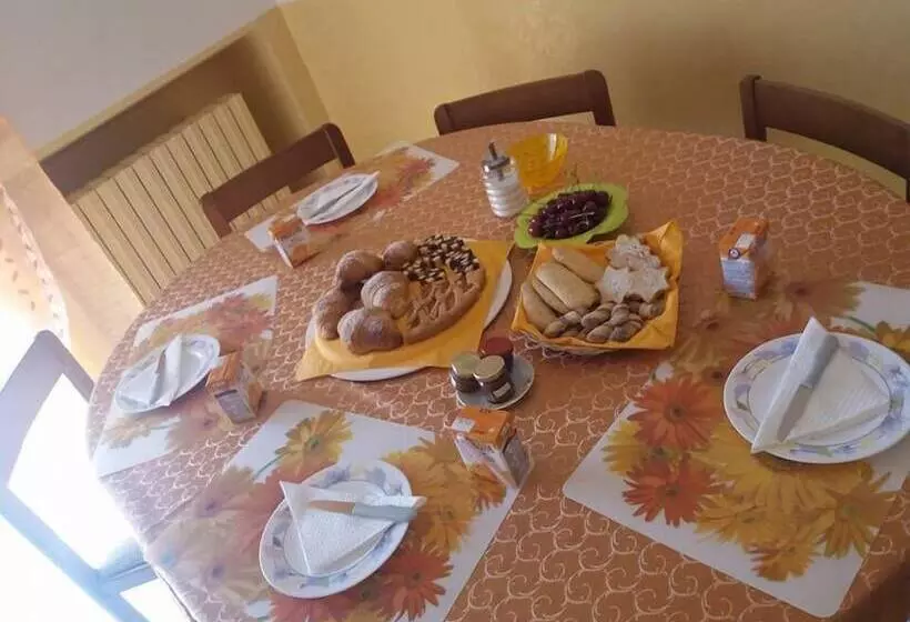 هتل B&b Casa Mariangi