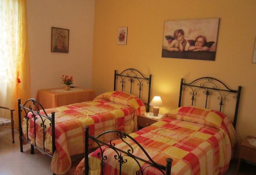 Hotelli B&b Casa Mariangi