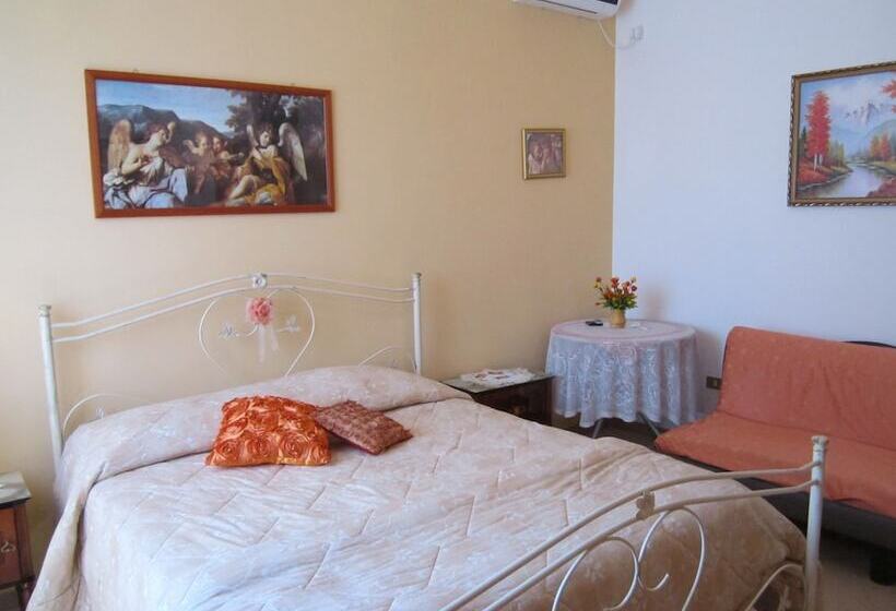 Hotelli B&b Casa Mariangi