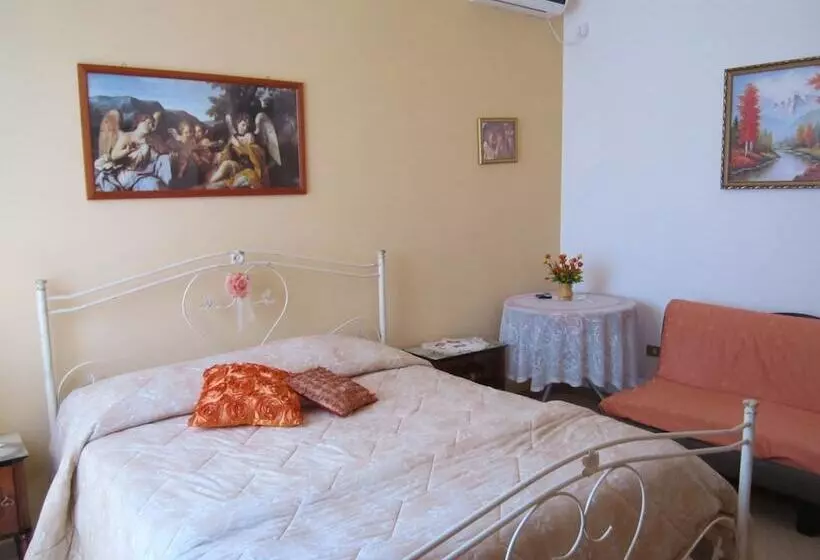 هتل B&b Casa Mariangi
