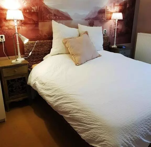 ホテル B&b Villa De Thee Tuin