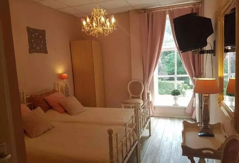 ホテル B&b Villa De Thee Tuin