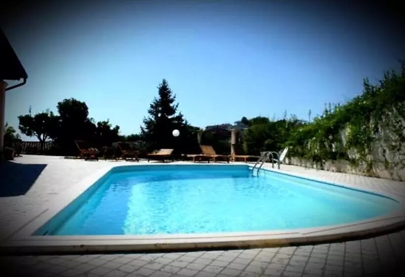 ホテル B&b Villa Floriana