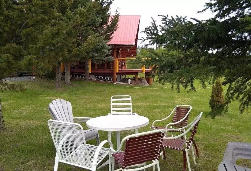 ホテル Cariboo Log Guest House