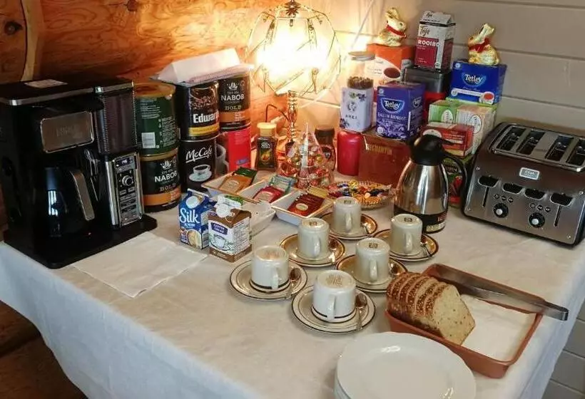 ホテル Cariboo Log Guest House