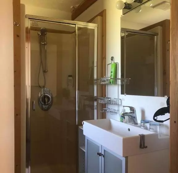 ホテル Cariboo Log Guest House